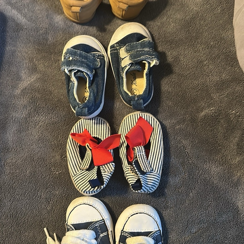 Blue and White Sneakers for Everyday Comfort
